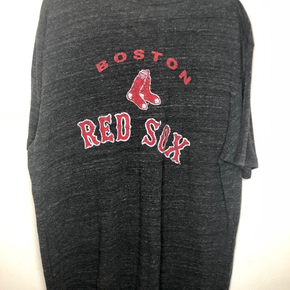 Red socks t shirt - Picture 2 of 3